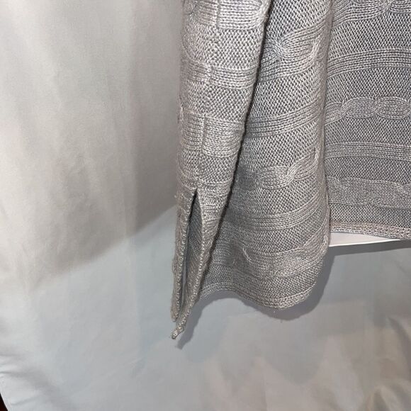 Old Navy sweater poncho size Medium/Large - Picture 14 of 15